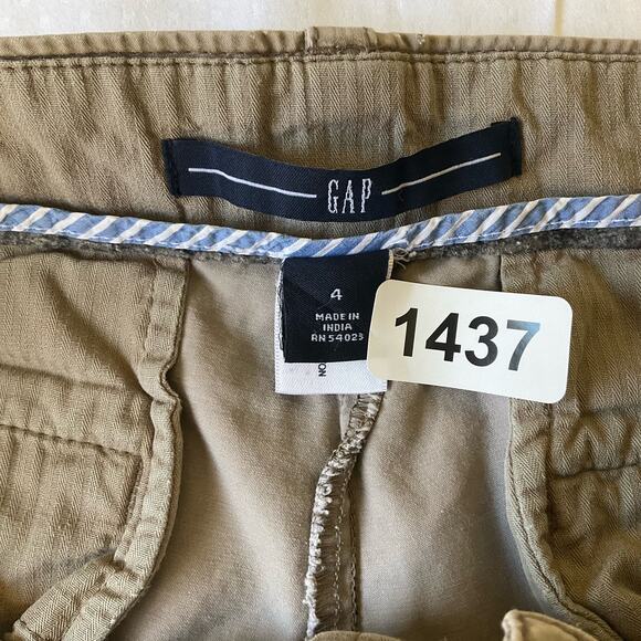 GAP Women’s Khaki Shorts size 4 US, Natural Tan - Picture 8 of 11
